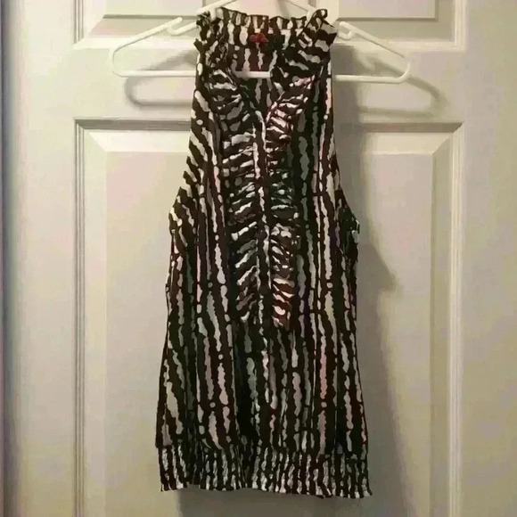 Forever 21 Tops - Women's Forever 21 top. SZ med. Purple and white.